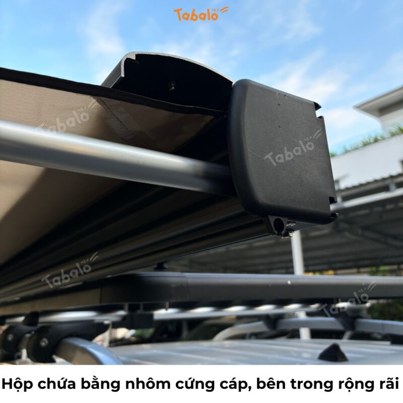 chi tiết mái che gắn nóc ô tô 2